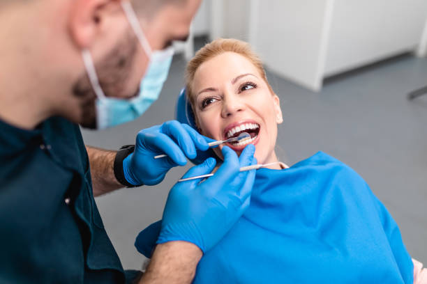 Emergency Dental Services in Holcom, KS